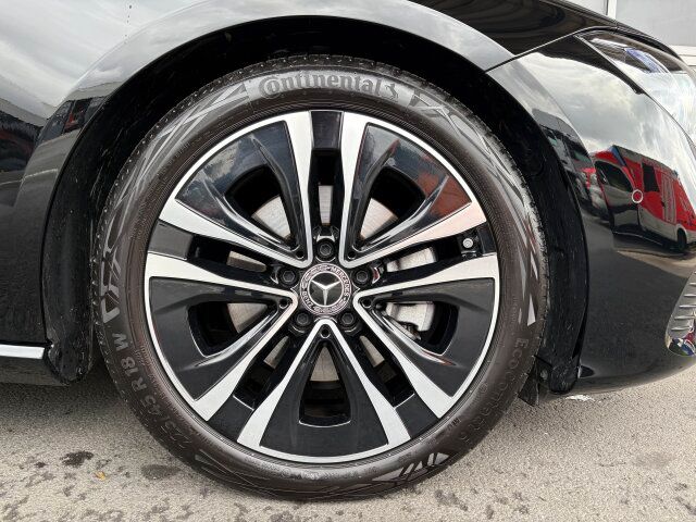 Mercedes-Benz CLA 180 2024