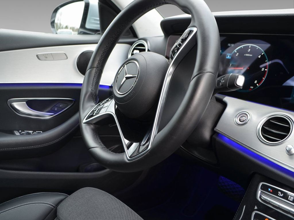 Mercedes-Benz E 220 2021