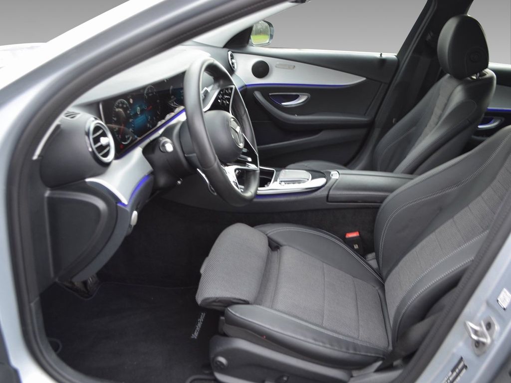Mercedes-Benz E 220 2021
