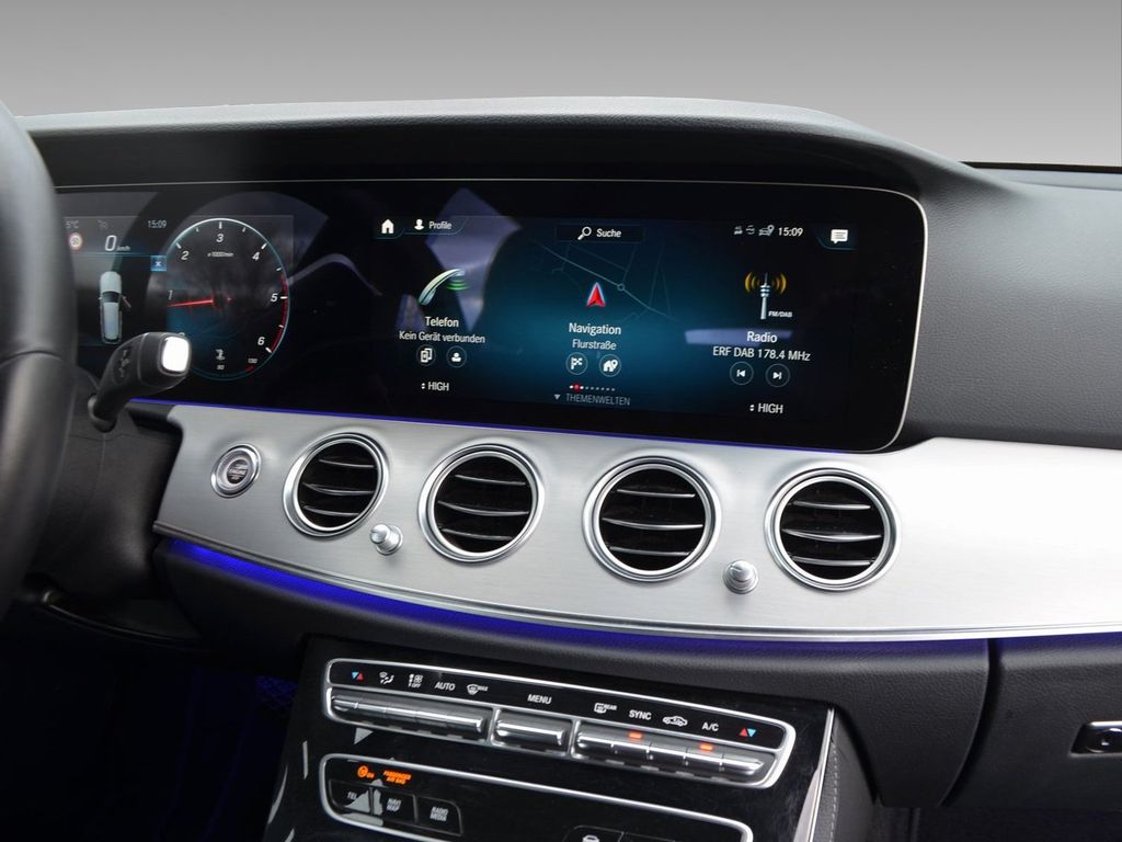 Mercedes-Benz E 220 2021