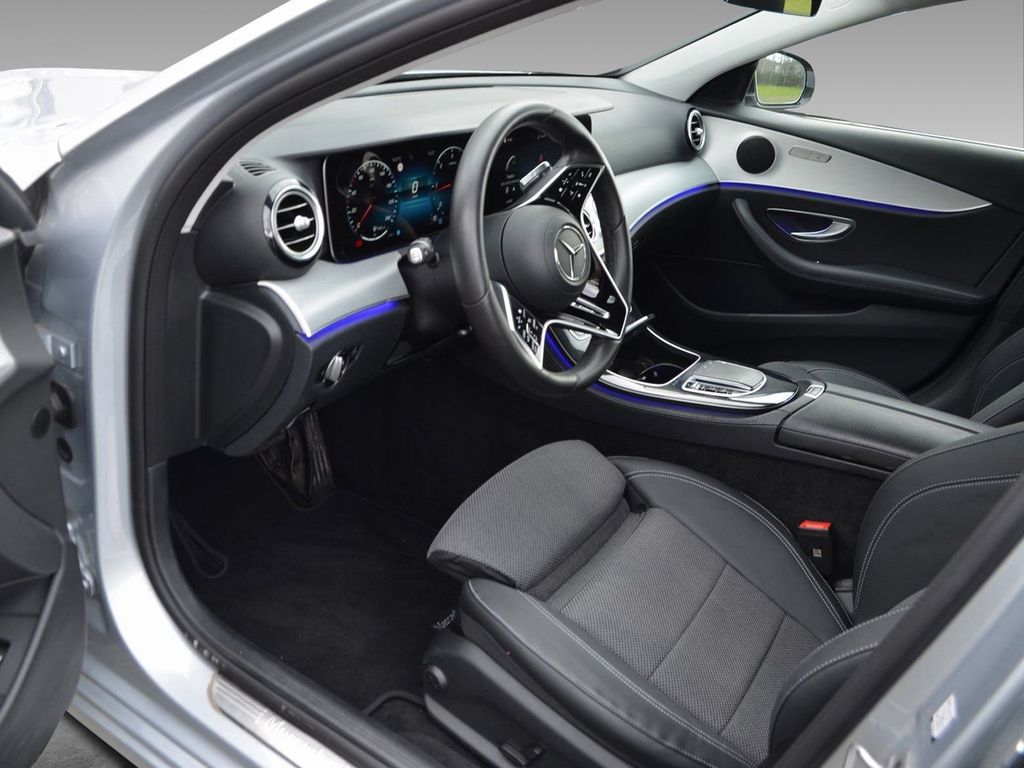 Mercedes-Benz E 220 2021