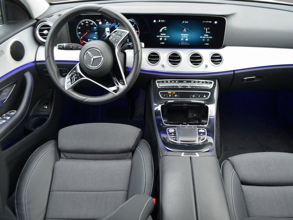 Mercedes-Benz E 220 2021