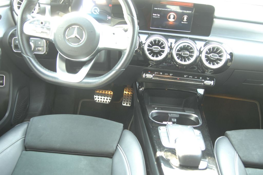 Mercedes-Benz A 250 2021