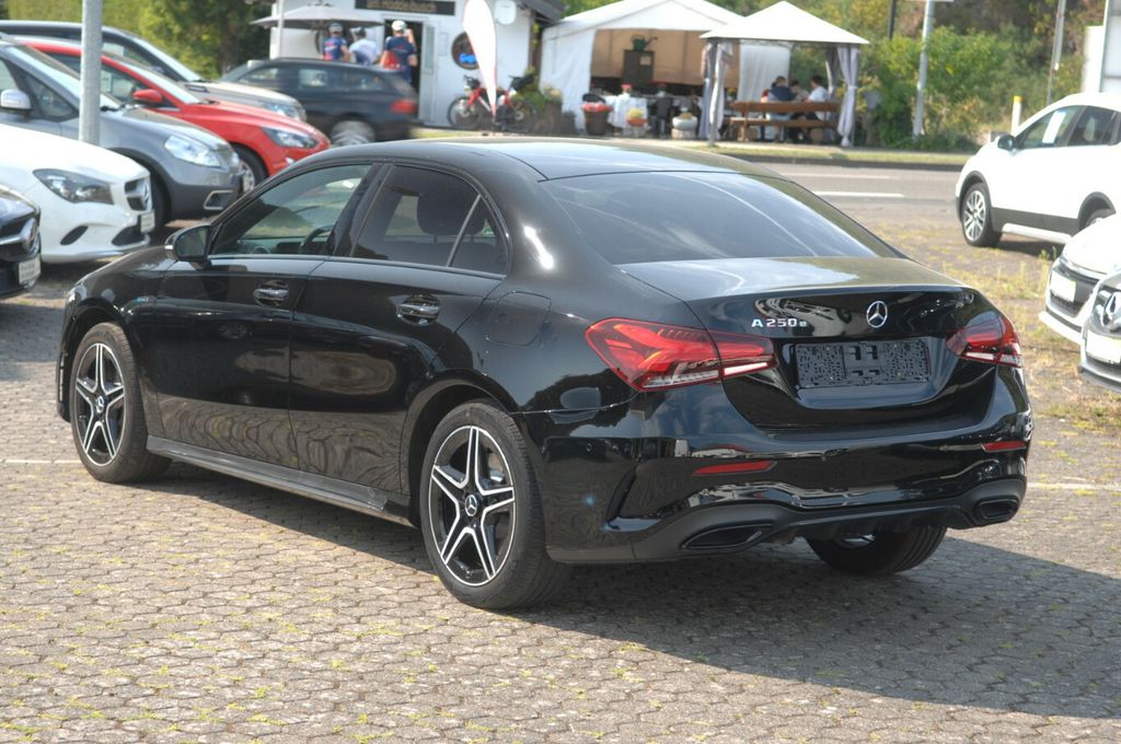 Mercedes-Benz A 250 2021