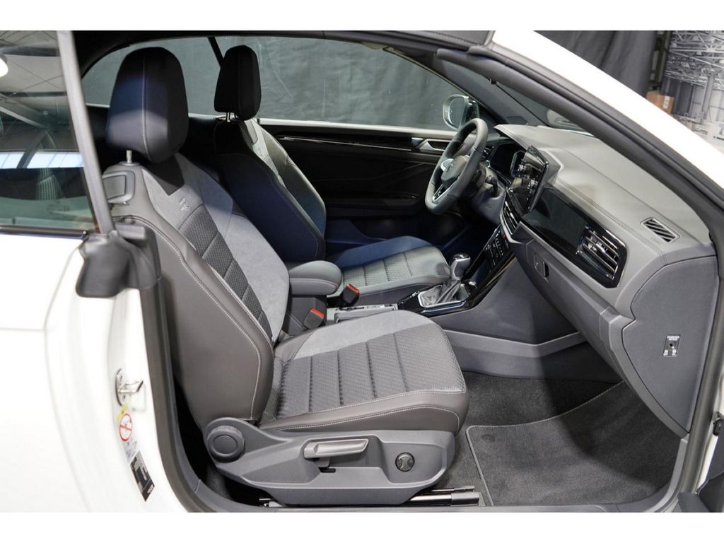 Volkswagen T-Roc 2025