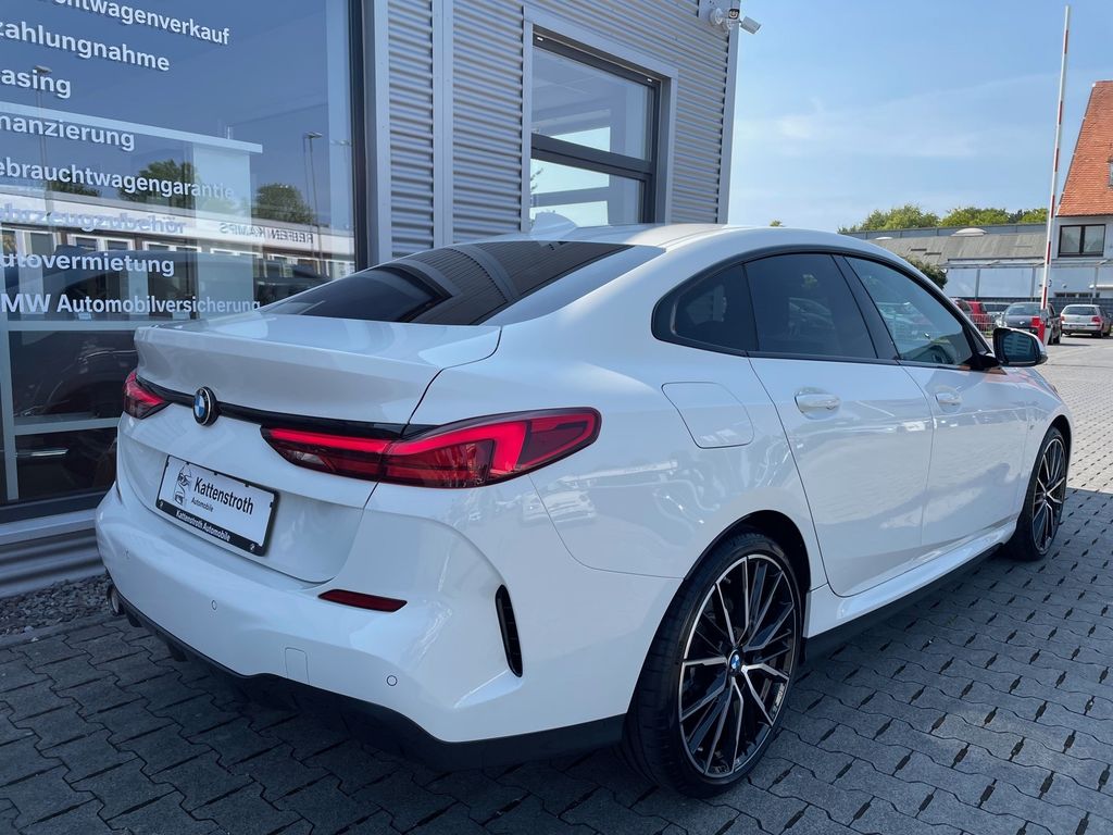 BMW 218 Gran Coupé 2023