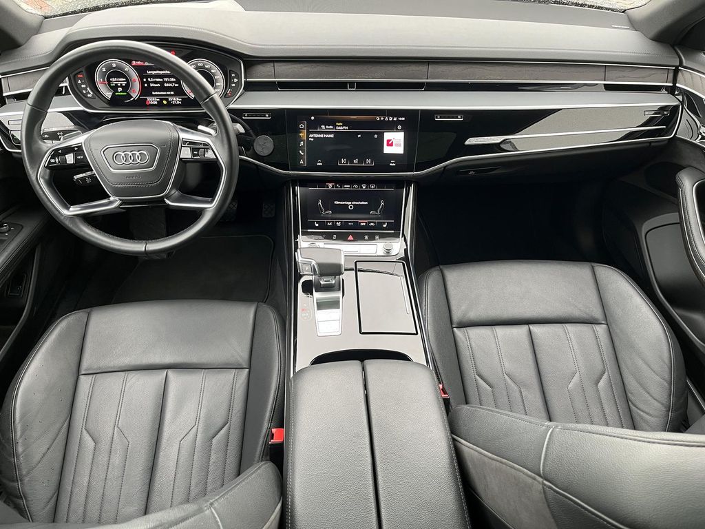 Audi A8 2022