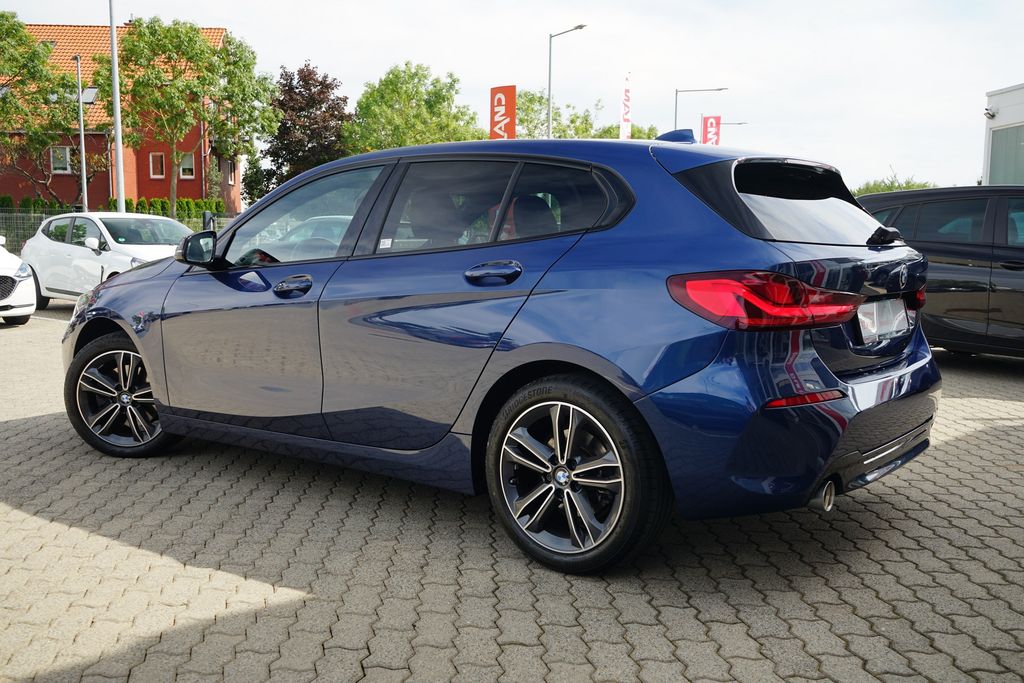 BMW 118 2022