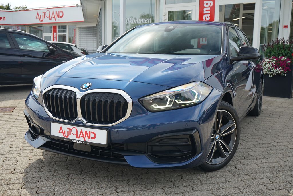 BMW 118 2022