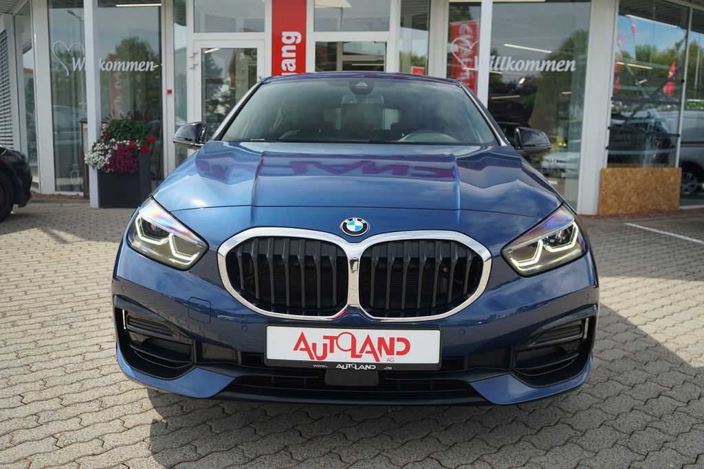 BMW 118 2022