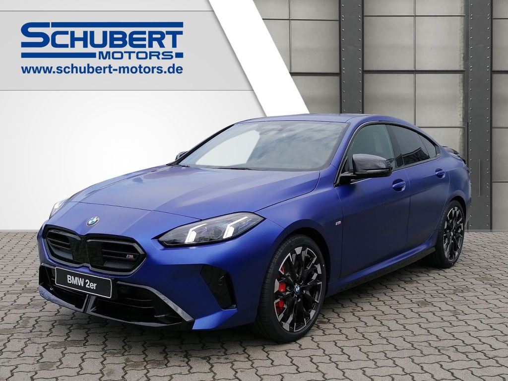 BMW M235 2025