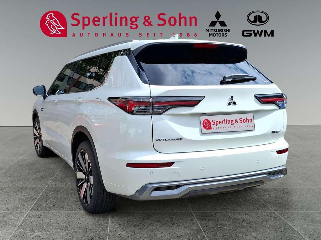 Mitsubishi Outlander 2025
