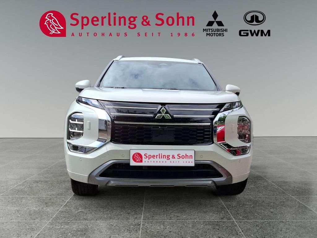 Mitsubishi Outlander 2025