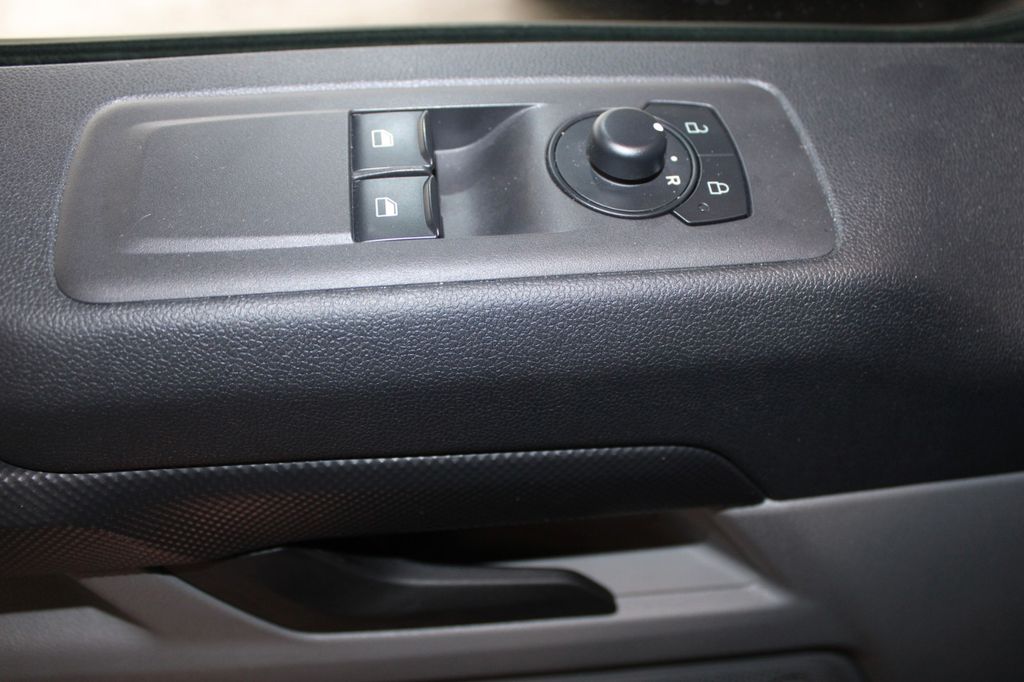 Ford Transit Custom 2025