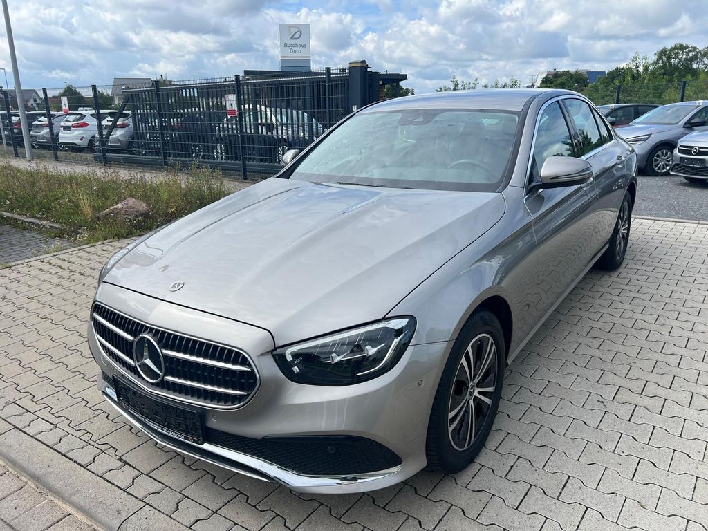 Mercedes-Benz E 220 2021