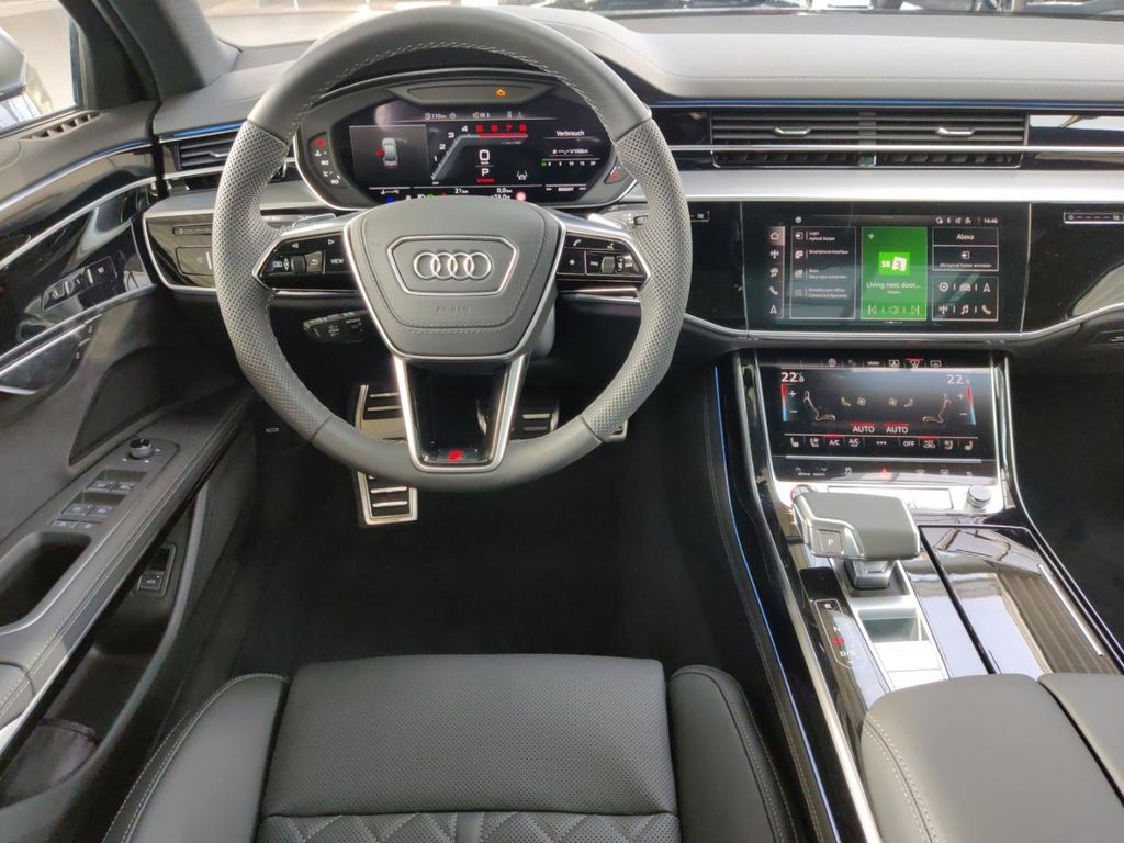 Audi S8 2024