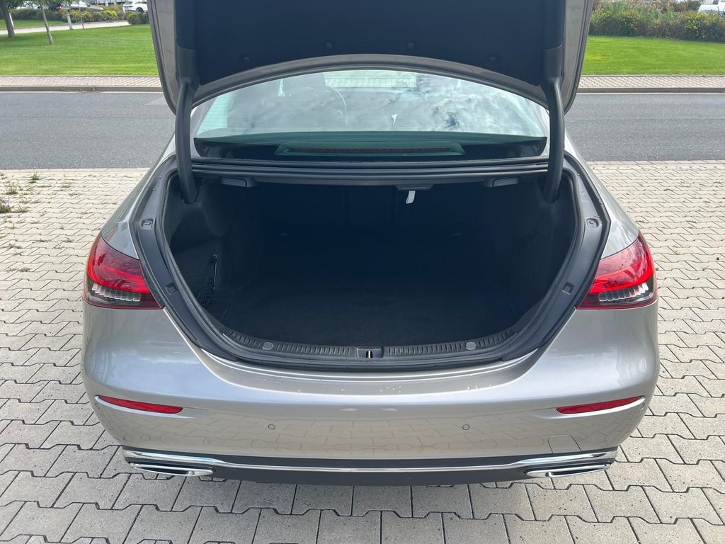 Mercedes-Benz E 220 2021