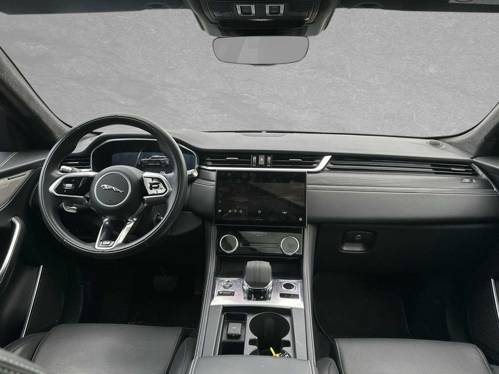 Jaguar F-Pace 2021