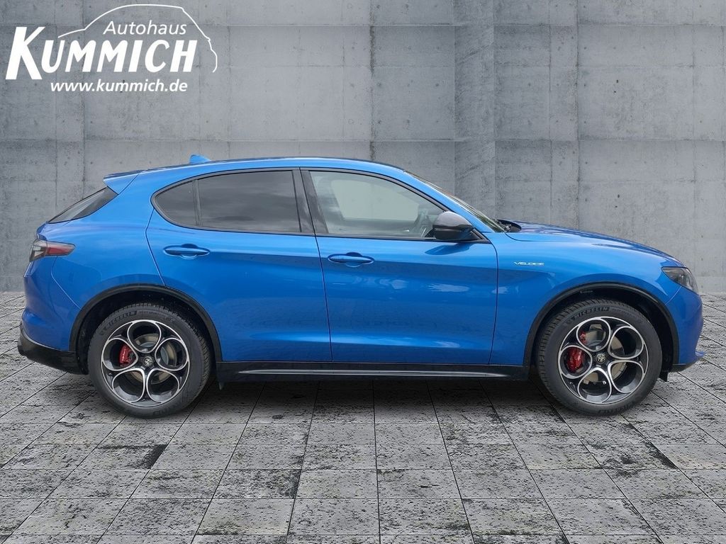 Alfa Romeo Stelvio 2023