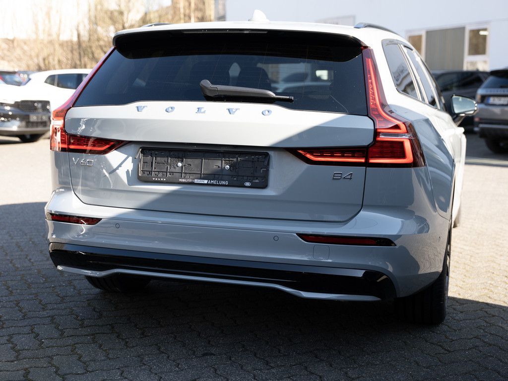 Volvo V60 2025