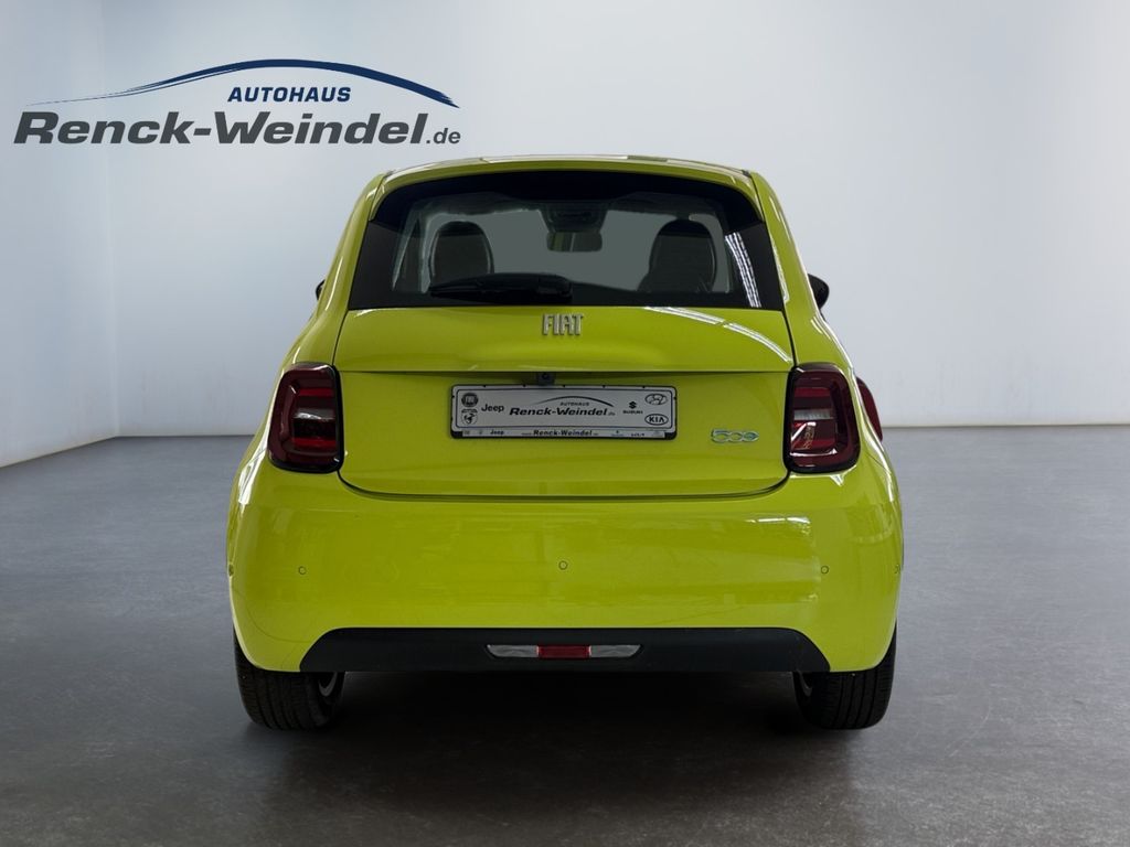 Fiat 500e 2025