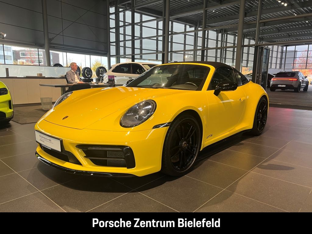 Porsche 992 2023