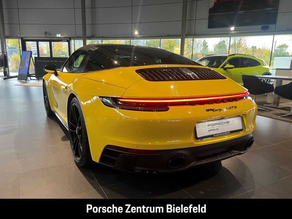 Porsche 992 2023