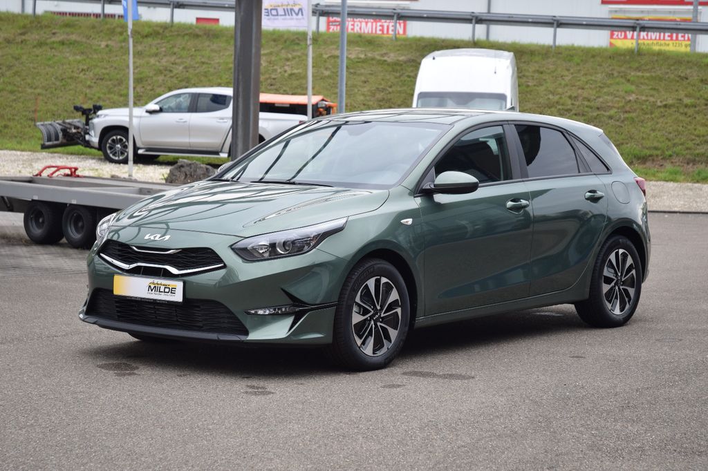 Kia cee'd / Ceed 2025