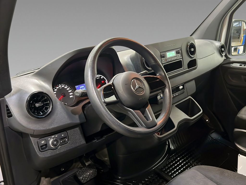 Mercedes-Benz Sprinter 2022