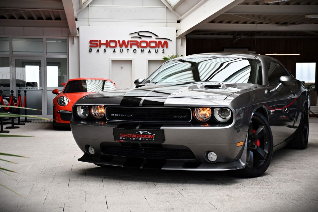 Dodge Challenger 2012
