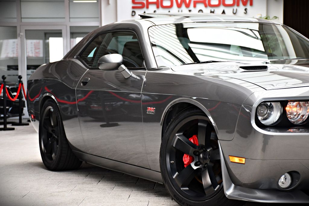 Dodge Challenger 2012