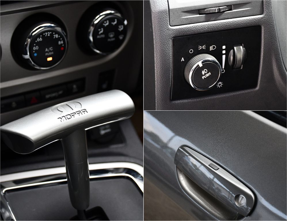 Dodge Challenger 2012