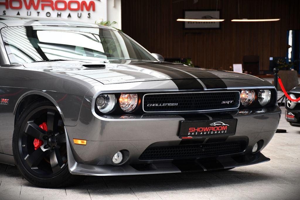 Dodge Challenger 2012