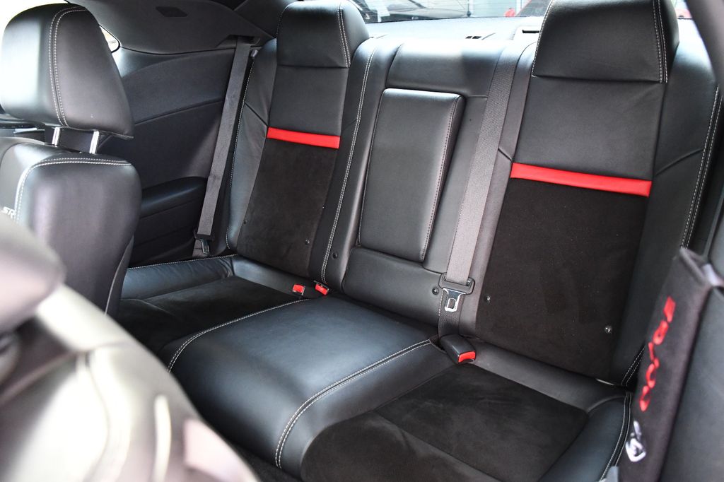 Dodge Challenger 2012