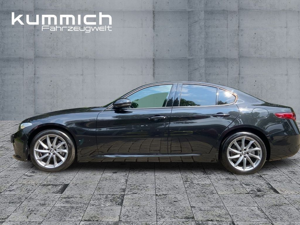 Alfa Romeo Giulia 2023