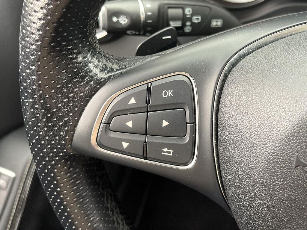 Mercedes-Benz GLA 180 2020