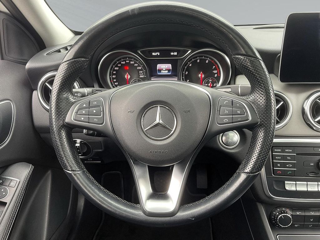 Mercedes-Benz GLA 180 2020