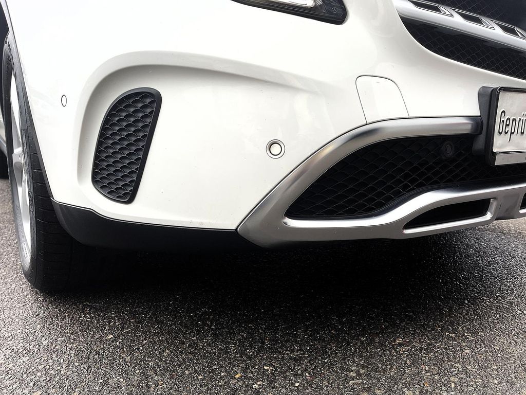 Mercedes-Benz GLA 180 2020