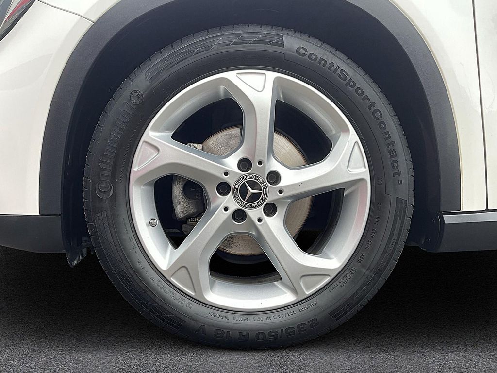 Mercedes-Benz GLA 180 2020