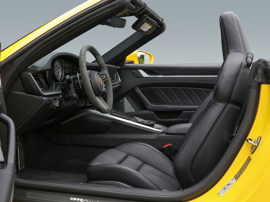Porsche 992 2024