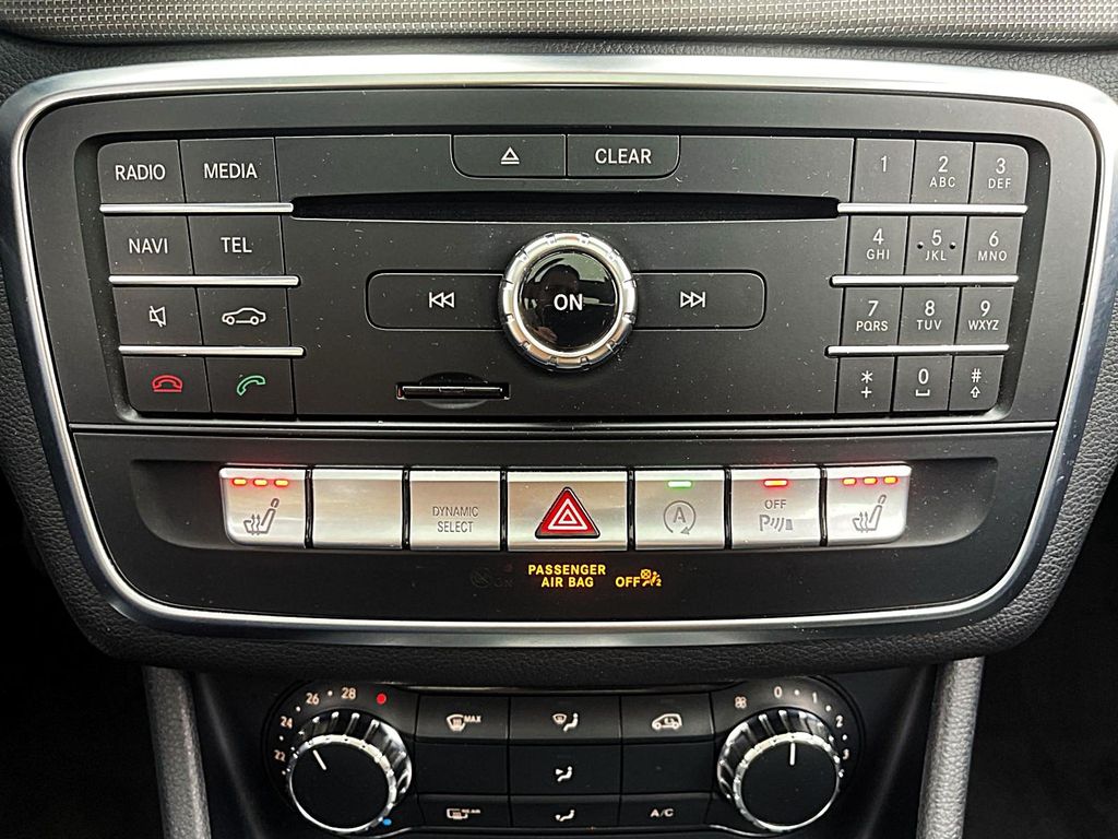 Mercedes-Benz GLA 180 2020