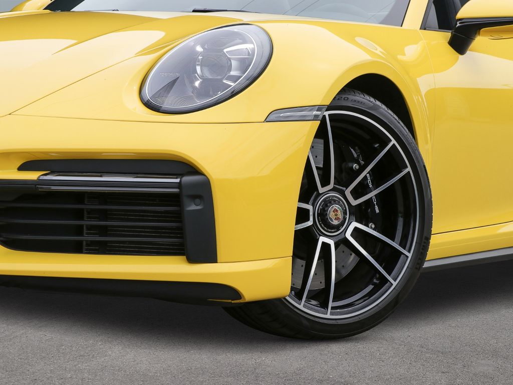 Porsche 992 2024