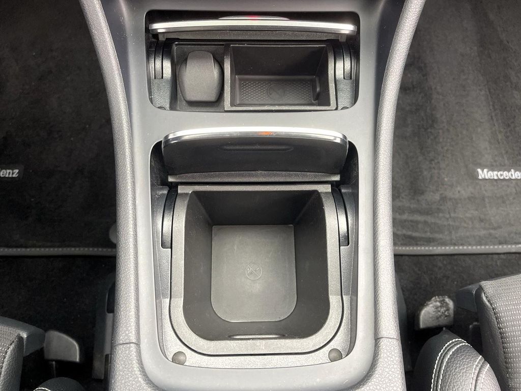 Mercedes-Benz GLA 180 2020