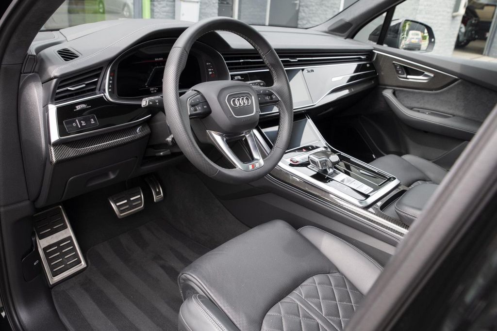 Audi SQ7 2023
