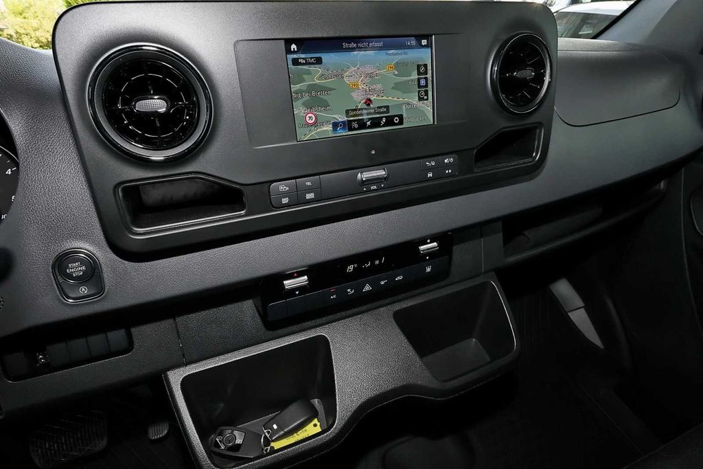 Mercedes-Benz Sprinter 2023