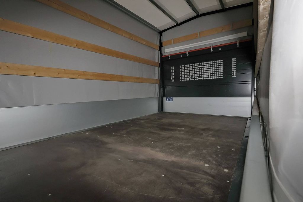 Mercedes-Benz Sprinter 2023