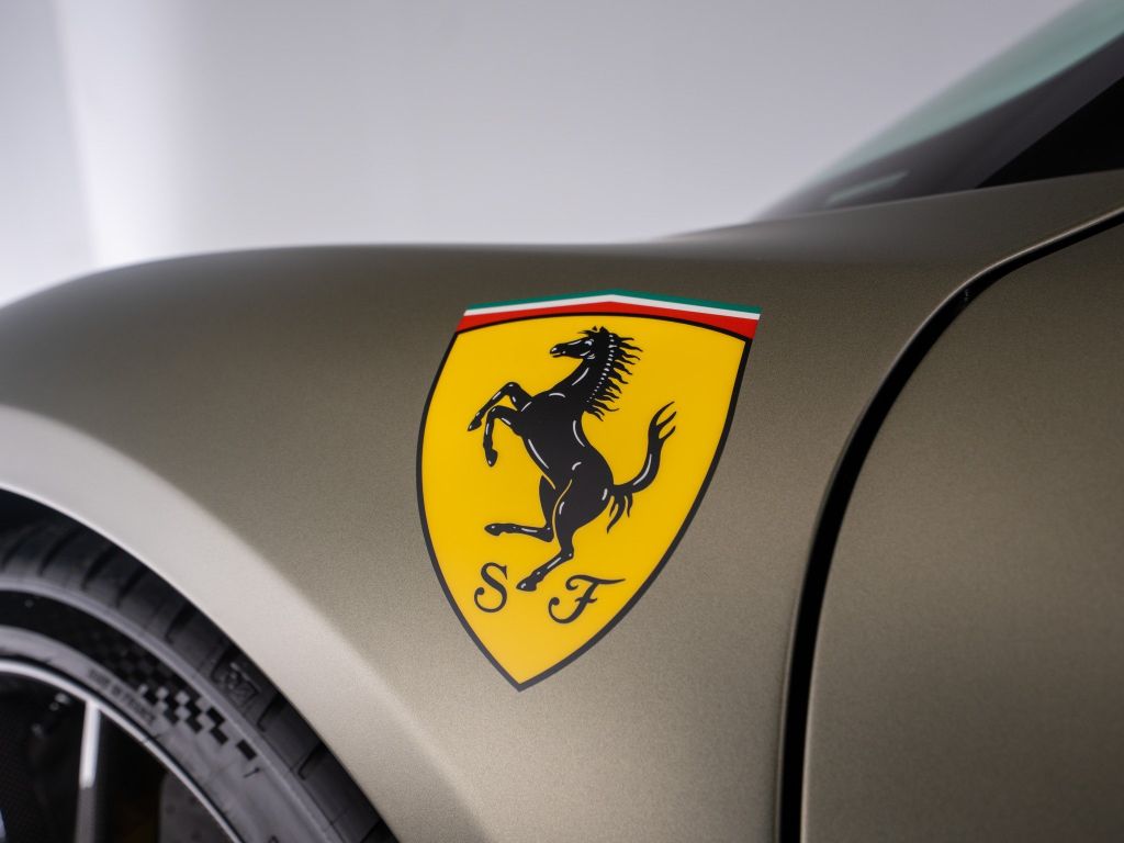 Ferrari 296 GTB 2024