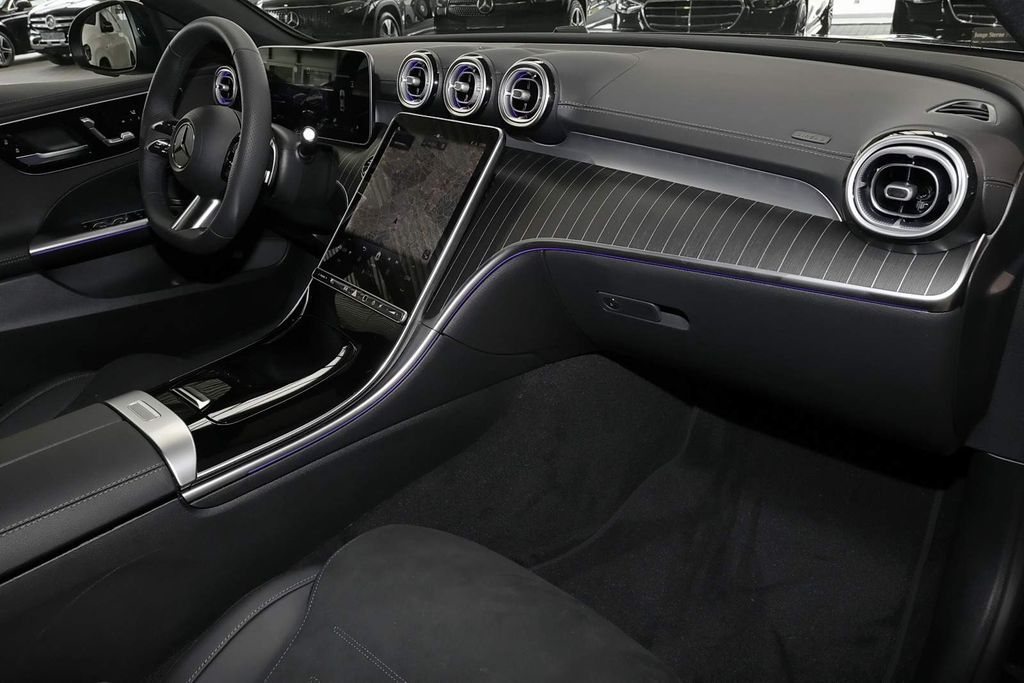Mercedes-Benz C 300 2025