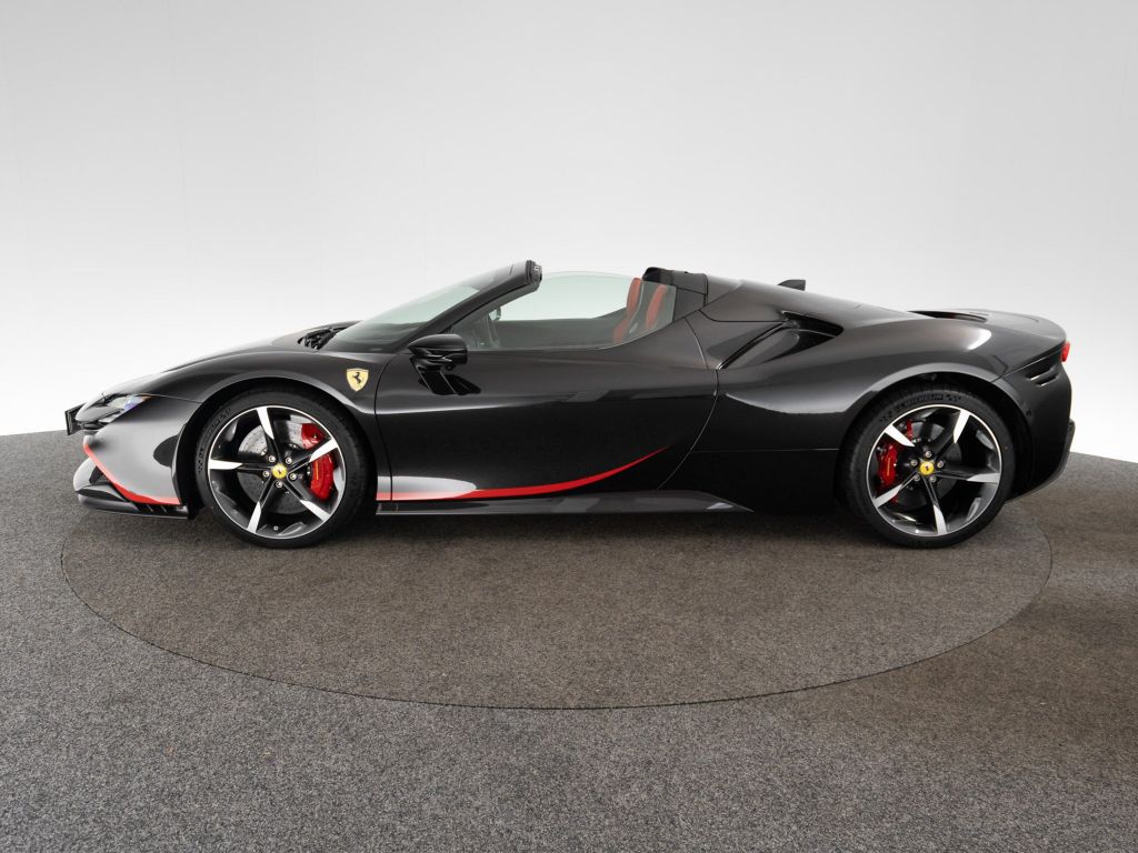 Ferrari SF90 2024