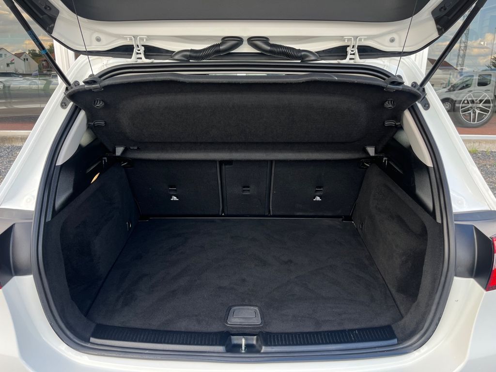 Mercedes-Benz B 180 2021